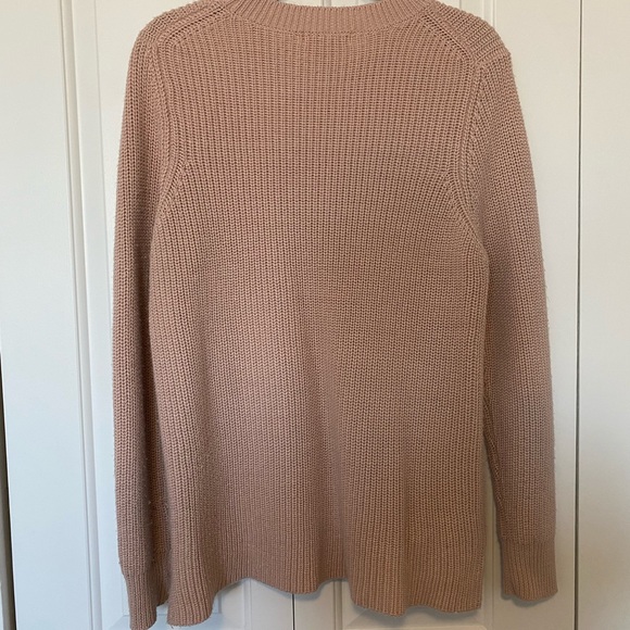 Soft & cozy rib knit sweater 💞 - Picture 4 of 8
